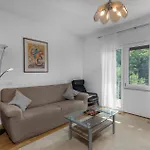 Apartment Gorgeous In *