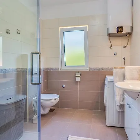 Stunning In With Kitchen Appartamento *