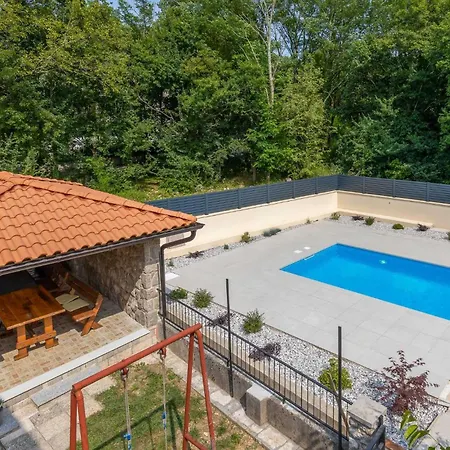 Stunning In With Kitchen Appartamento Tribalj (Primorsko-Goranska)