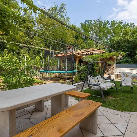 Stunning In With Kitchen Tribalj (Primorsko-Goranska)