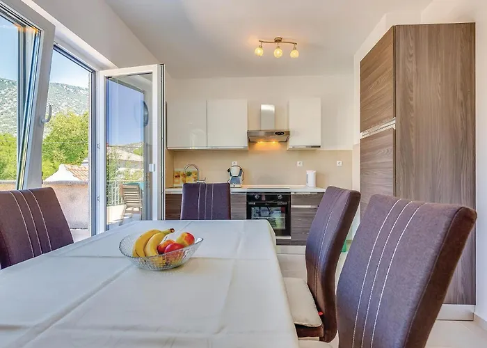 公寓 2 Bedroom Gorgeous In *