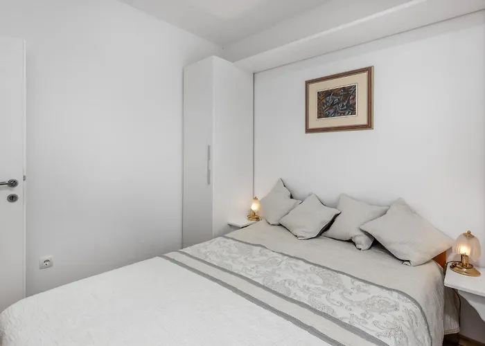 公寓 2 Bedroom Gorgeous In Tribalj (Primorsko-Goranska)