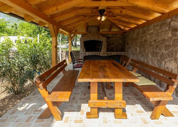 公寓 2 Bedroom Gorgeous In